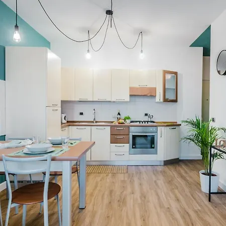 Interno 76 Di Tss' - Splendido Con Balcone Tranquillo & Parcheggio Privato - Perfetto Per Famiglie * Trento