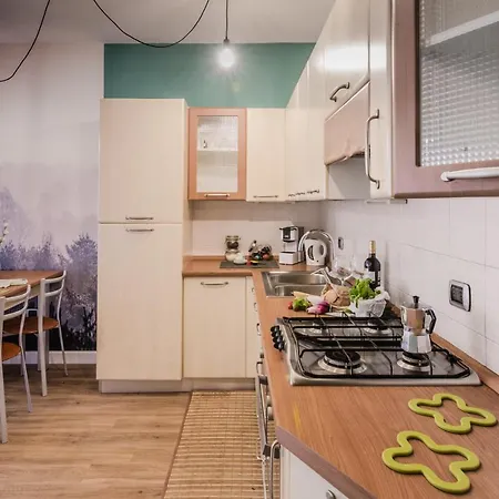 Interno 76 Di Tss' - Splendido Con Balcone Tranquillo & Parcheggio Privato - Perfetto Per Famiglie Daire *
